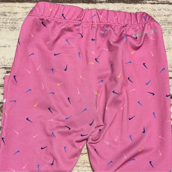 Nike Toddler Matching Outfit with Puffer Vest - Picture 3 of 4